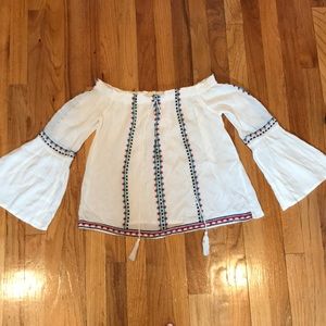 off the shoulder white long sleeve patterned top